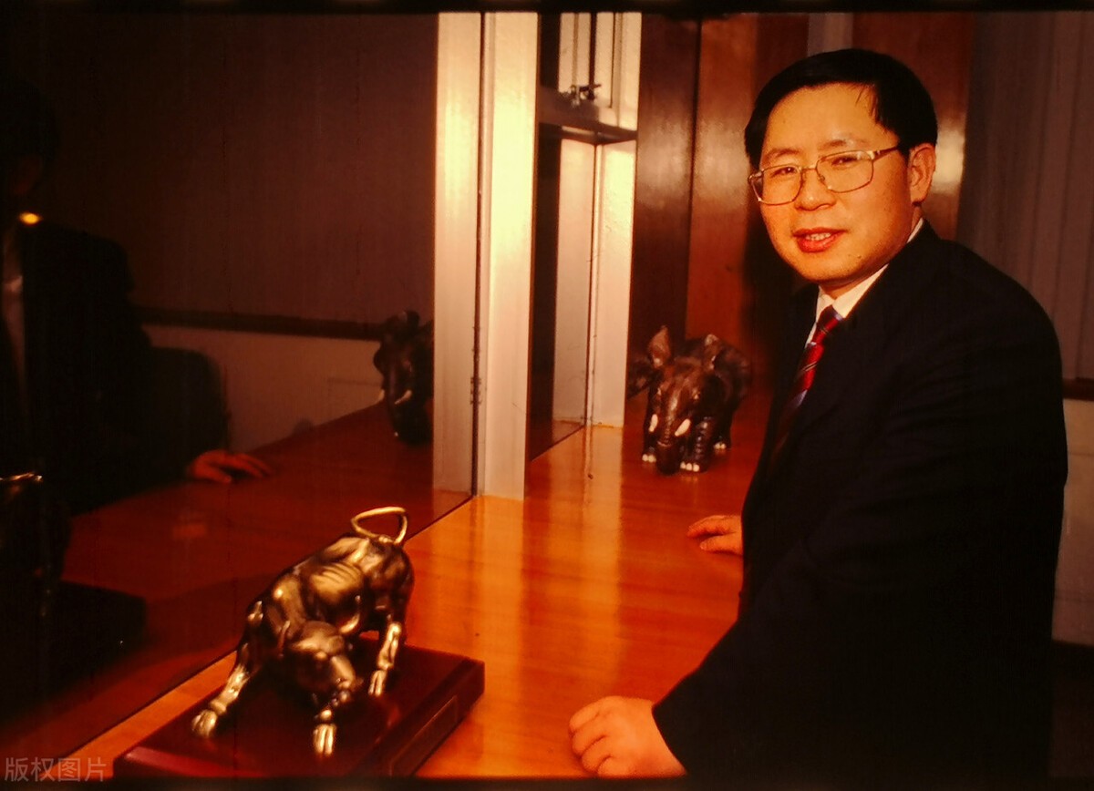 很激烈！华为、腾讯等3巨头，抢滩新型软件，赢家却出乎意料