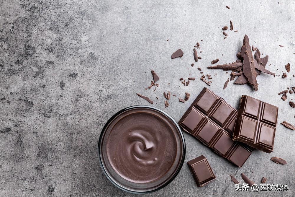 吃黑巧克力的好处和坏处（黑巧克力对部分疾病有预防作用）