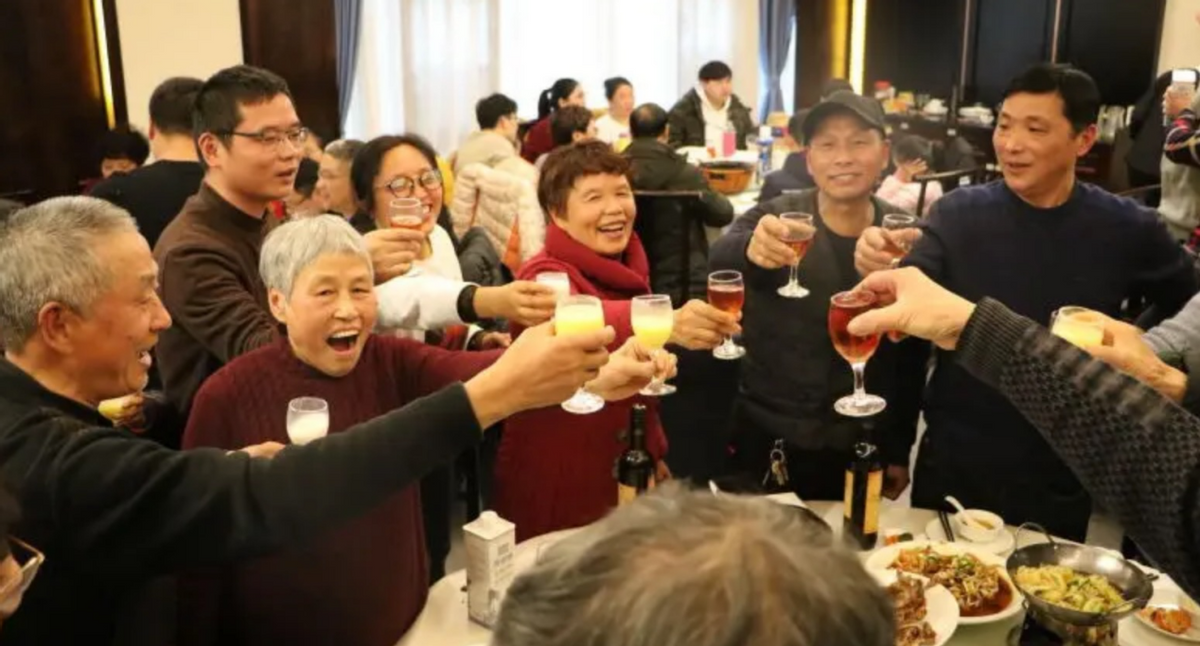 酒桌上，敬酒輪到你講，牢記這些“行話”，讓別人對你刮目相看