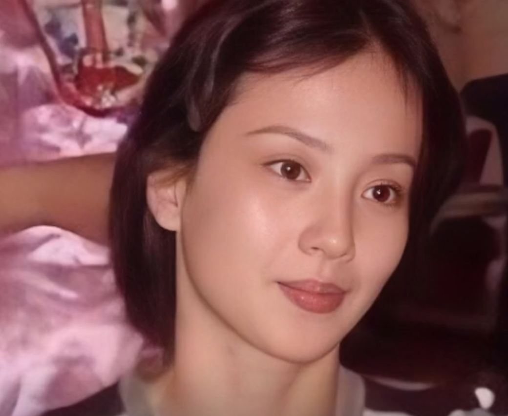刘晓莉:长得比女儿刘亦菲还美,两婚两离,64岁仍单身