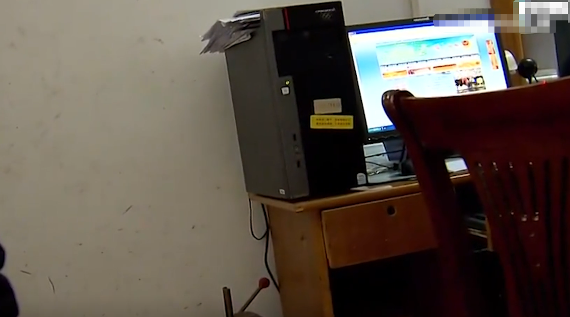 2017年女孩生命仅剩几小时，父亲含泪请求母亲相见，母亲：没必要