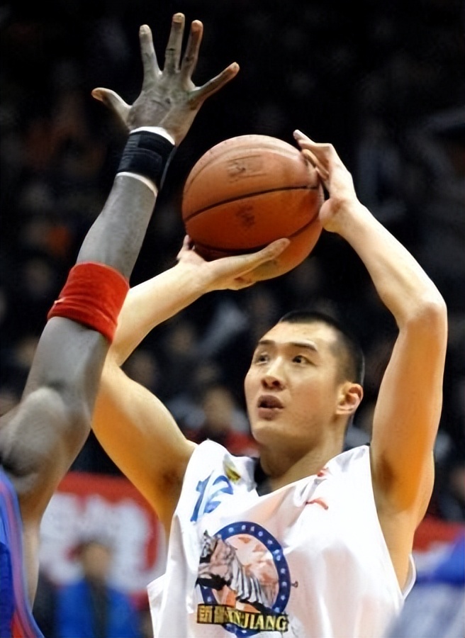 薛玉洋為什么去nba（NBA365天365星-薛玉洋）
