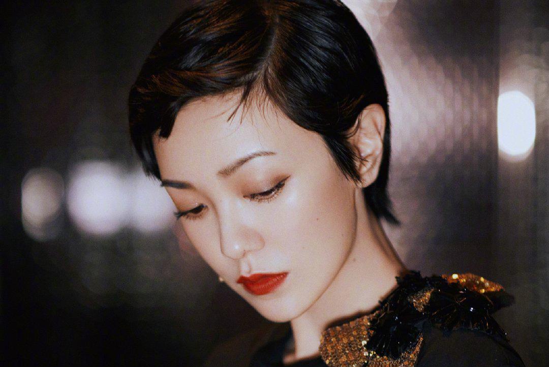 郑秀妍啥身份(刚官宣参加《乘风破浪》3就闹出大动