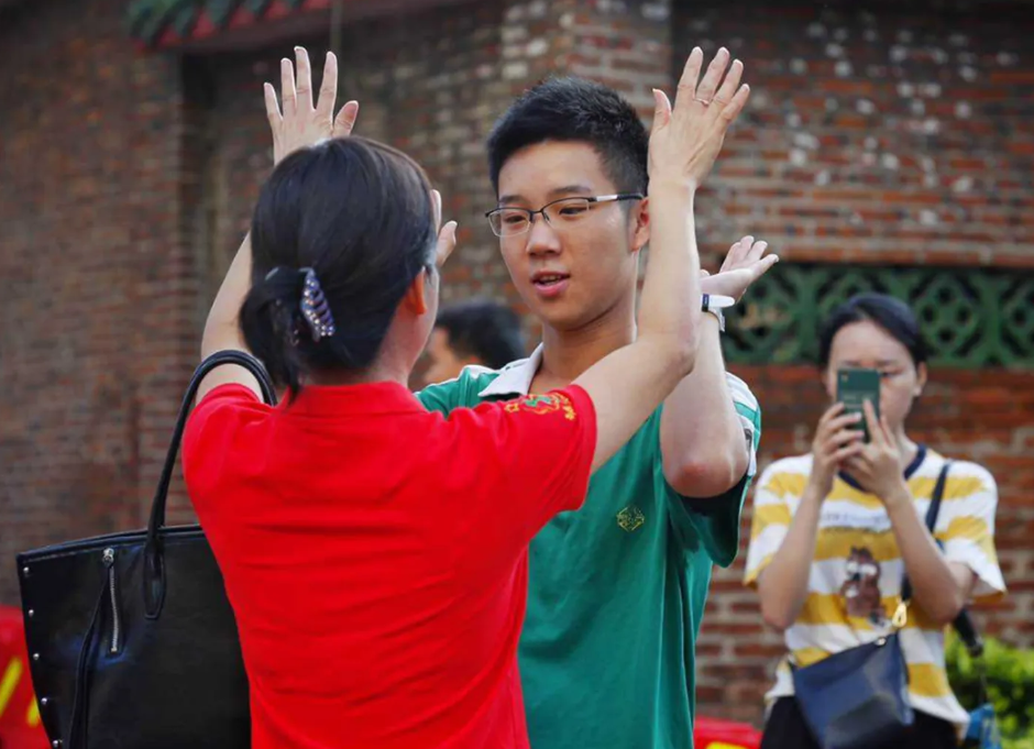 国内“百强大学”排名更新，吉林大学很争气，哈工大也不负众望