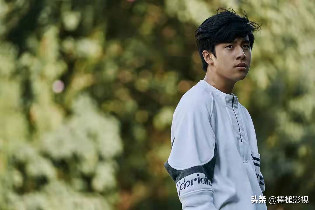 2021年中国评分最高的10部电影，《你好，李焕英》仅排第3名