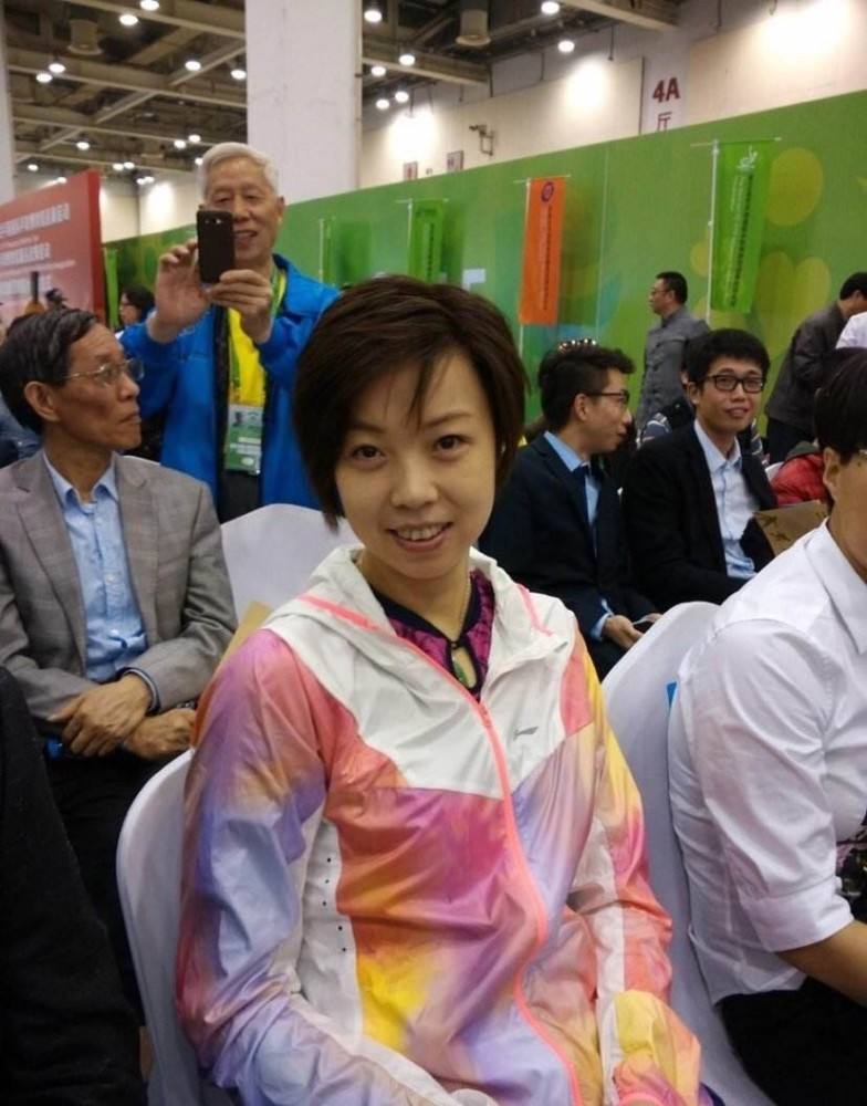 继续看三大赛的输球纪录:邓亚萍输了4次(14年,3大赛就输了李粉姬,赫拉