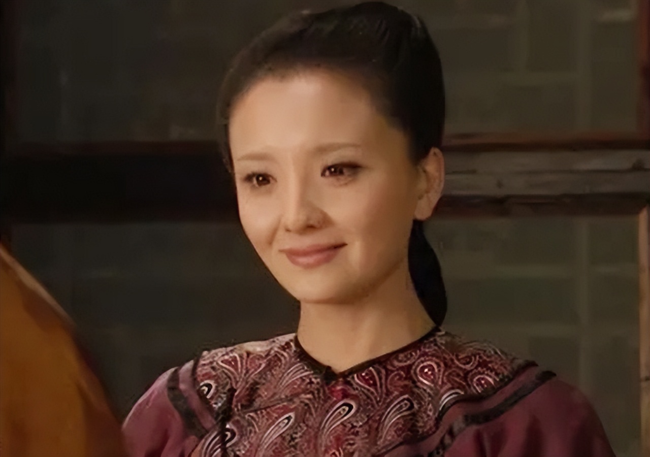 甄嬛传：富察贵人流产，甄嬛却瞬间怀疑起崔槿汐的真实身份与来历