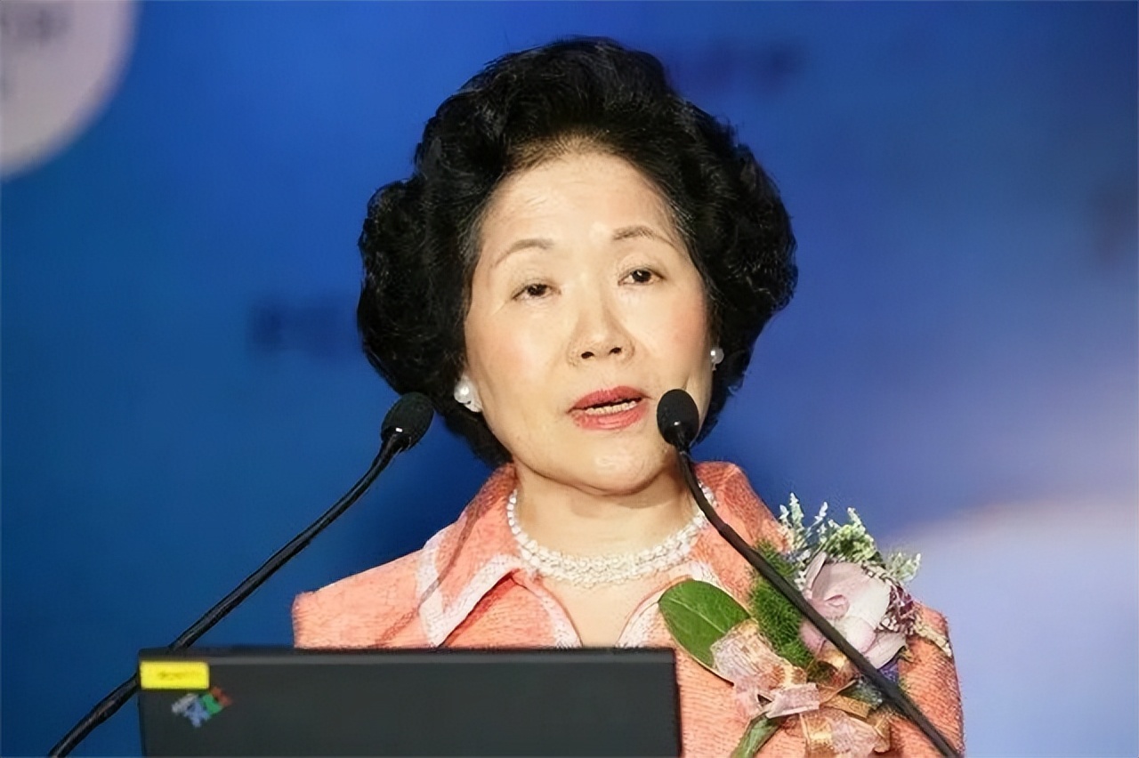 “祸港四人帮”陈方安生:乱港“全力以赴”,结局绝非“荣笑”