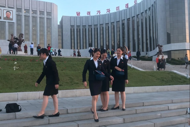 "疫情"挑战下的朝鲜现状,带你看看真实的朝鲜生活!加油