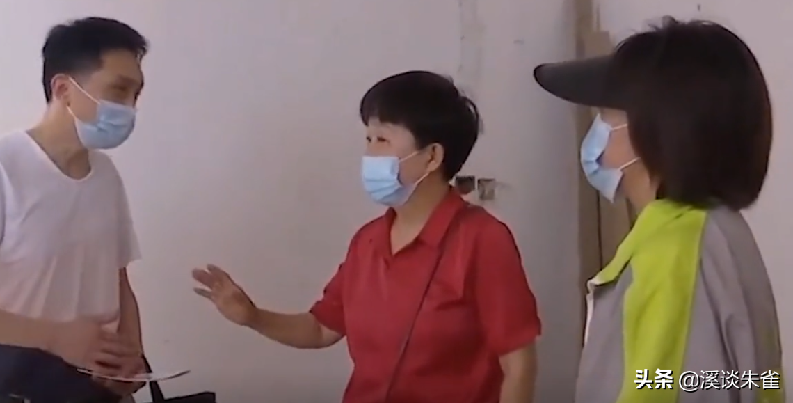 大妈装修砸断承重墙，二十层高楼变危楼，结果一波三折