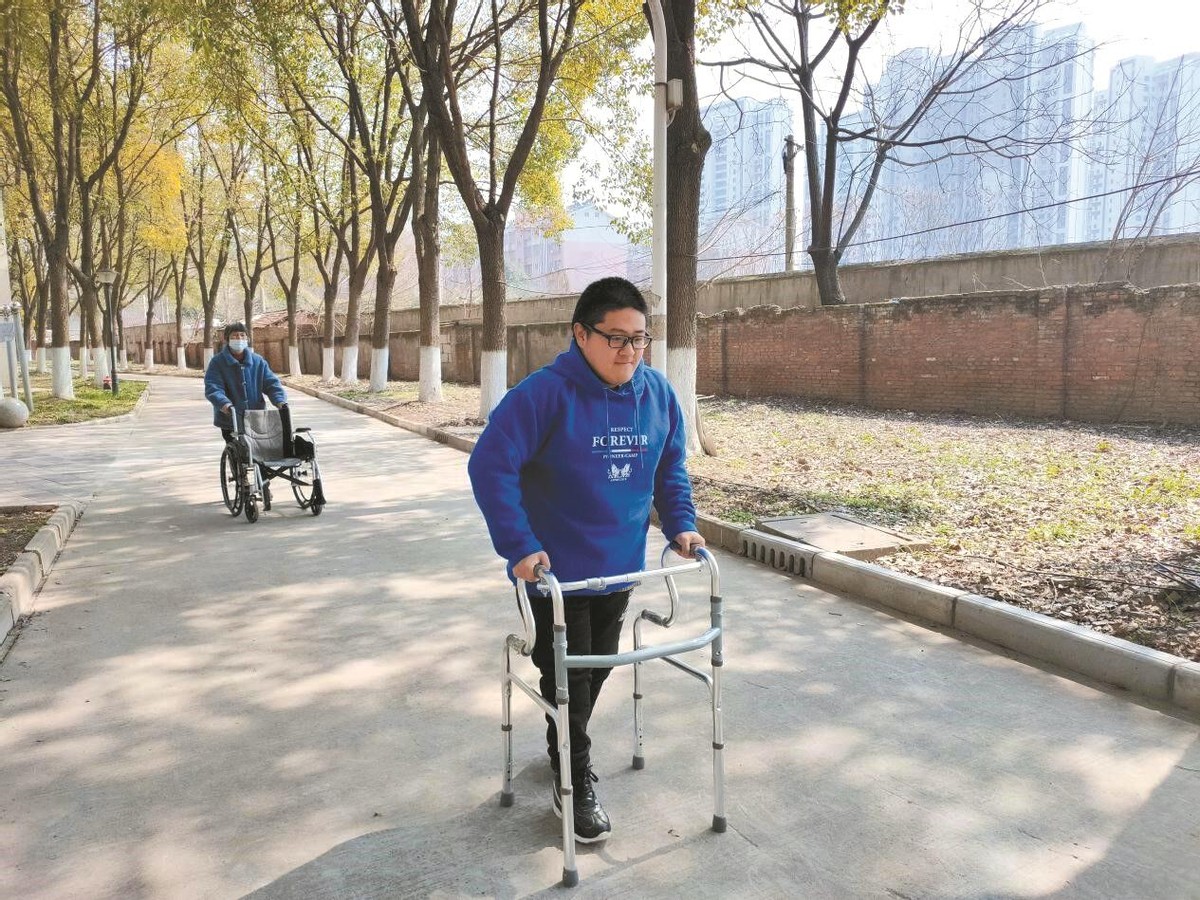 2个月内，长江大学获新华社等权威媒体轮番报道，还受邀登上央视