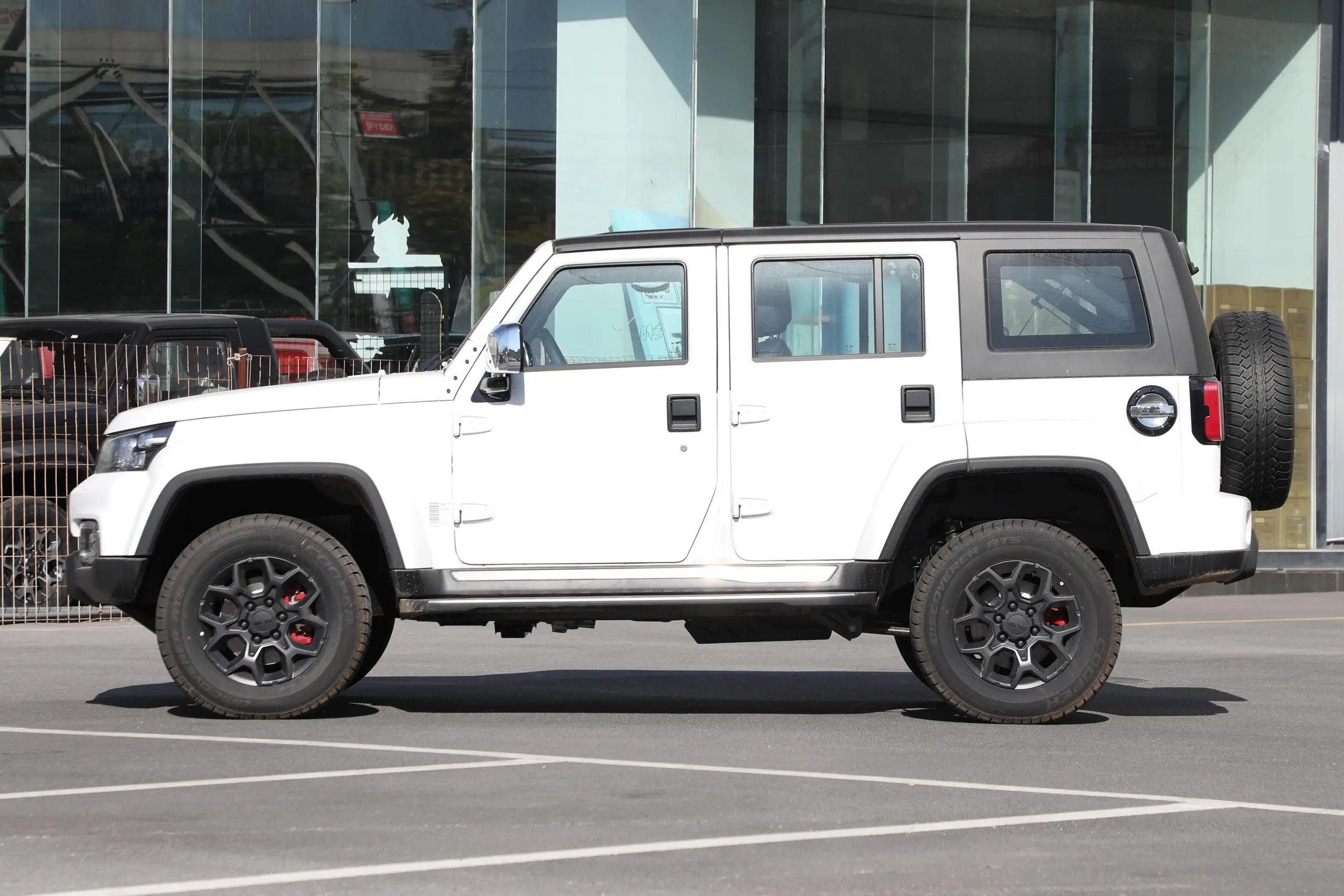 世界上最好的越野车(大型越野车) - oto联盟