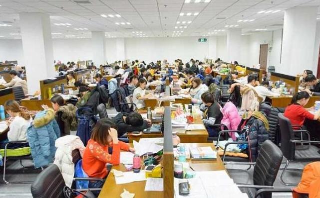 本科三本，考研初试排名13，只招16人，导师却告诉我复试过不了