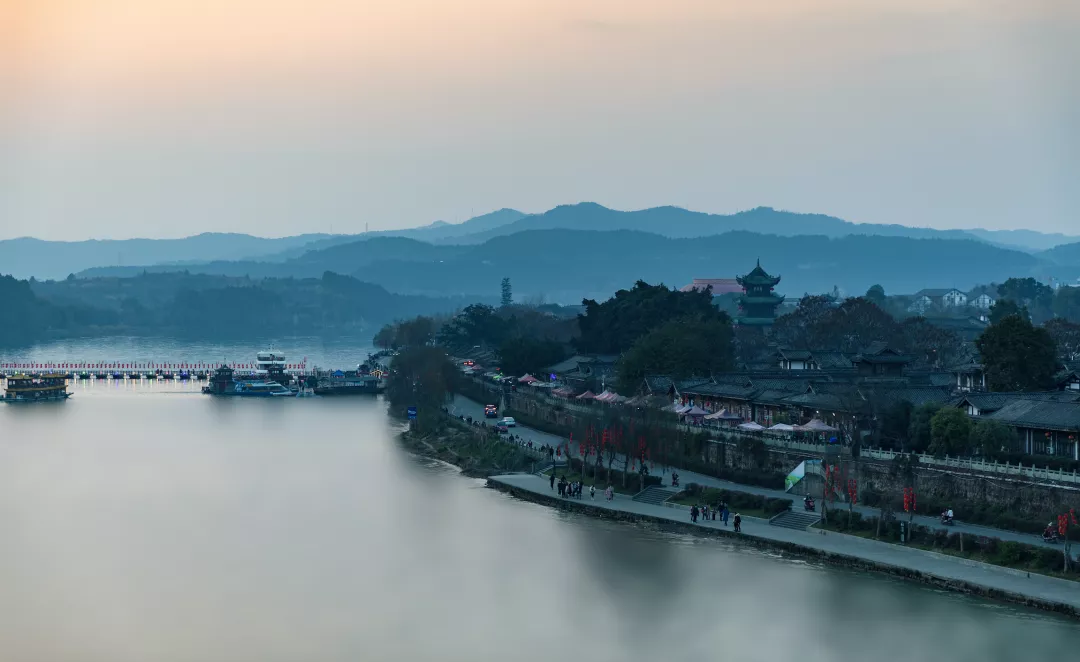 现成的旅行攻略和给力的景点半价(暑假旅行去哪玩)(图27) 抄作业了!现成的旅行攻略,给力的景点半价