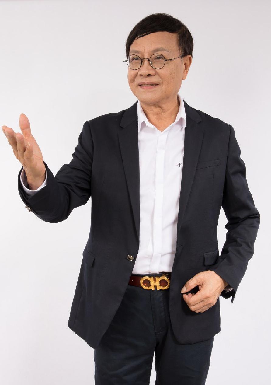 78岁的"瑞叔"卢家全,戏里他娶了兰姨,现实中的妻子原来是她