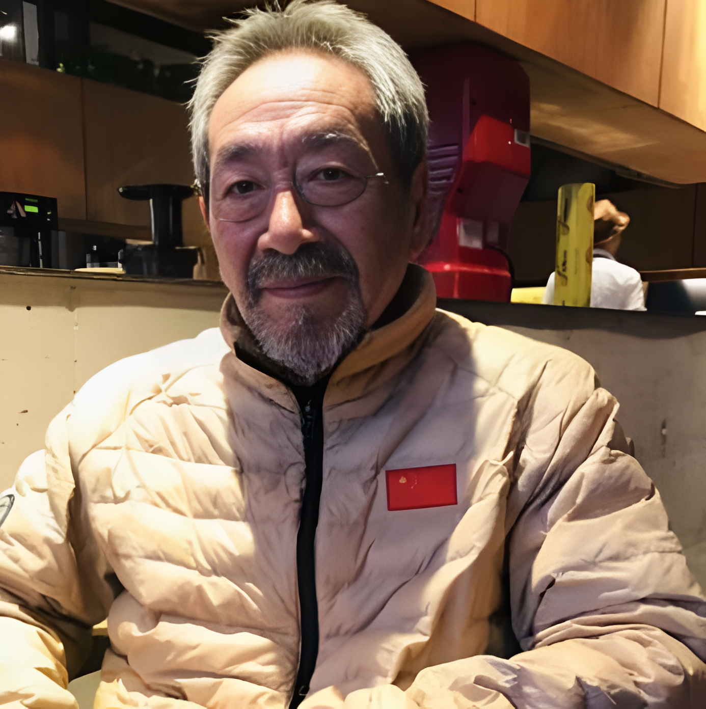 况且,如今妻子儿子女儿还年轻,他不敢老去,依旧要拼命赚钱,对于王奎荣