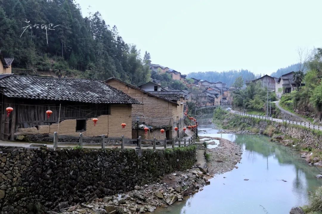 两个藏在深山的福建古村落，一个从没有蚊子，一个有最古老的木桥