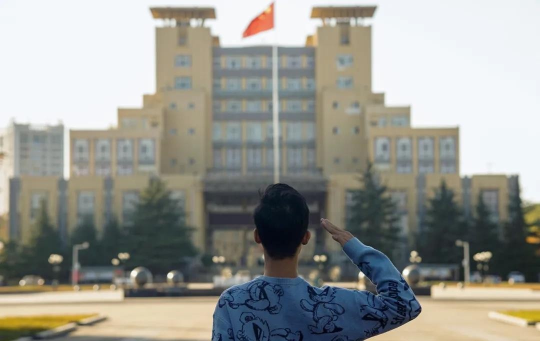 湖北男神学霸：狂揽省赛、国赛大奖，世界500强都抛来“橄榄枝”