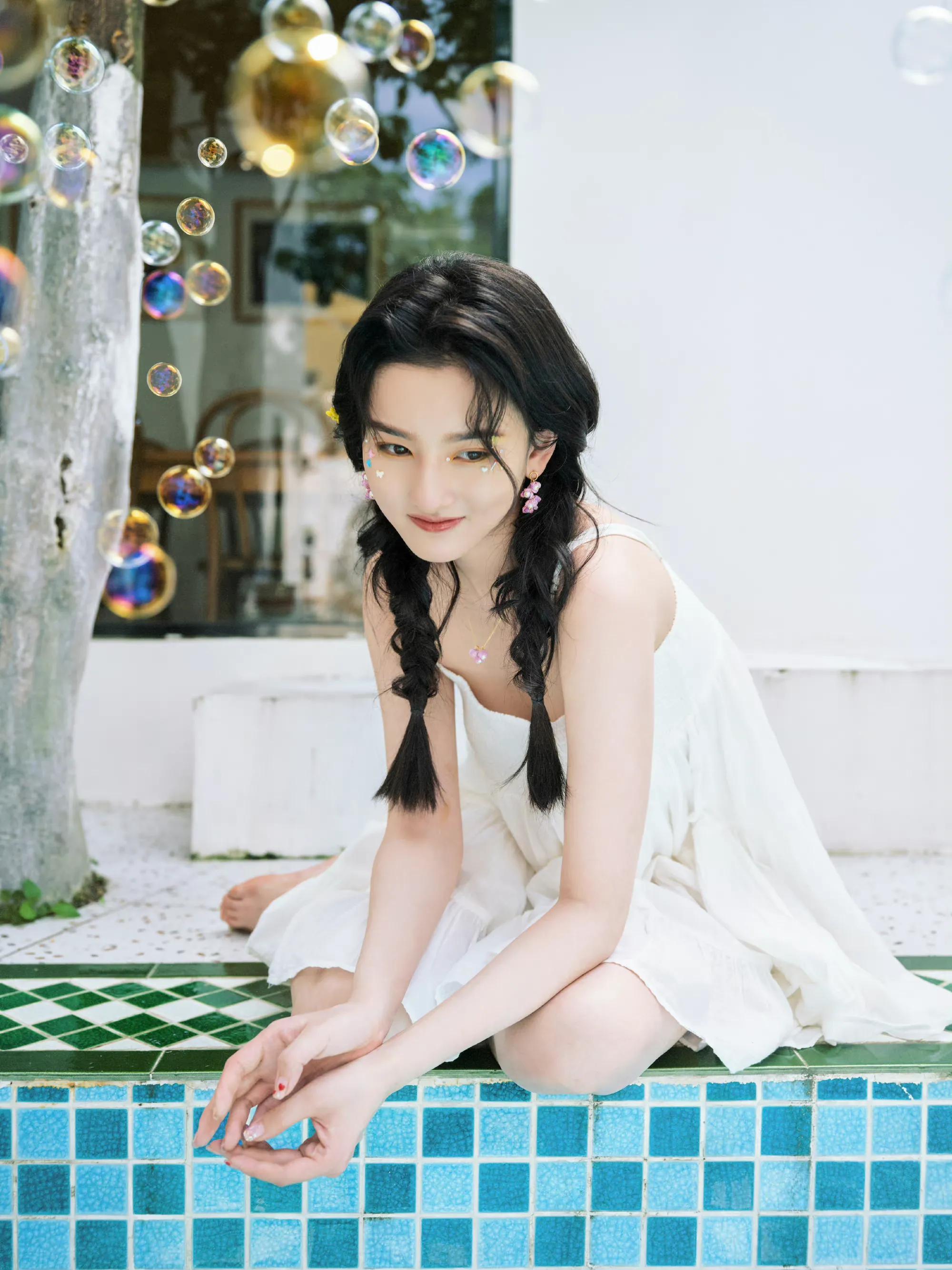 宋祖儿夏日吃瓜大片