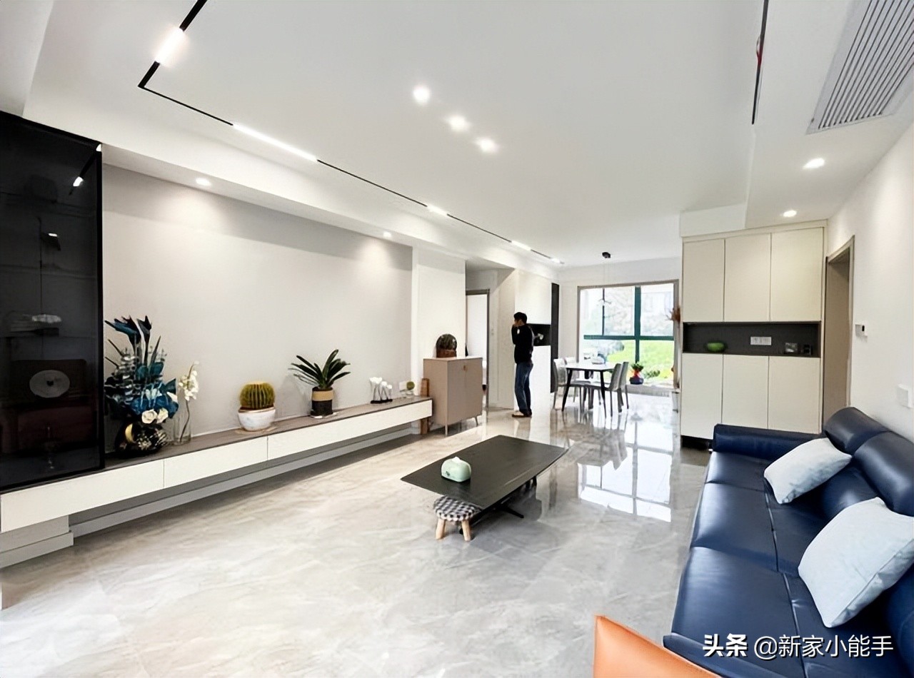 她家两居室新房，全屋极简装修，单单硬装部分花了14万，分享一下