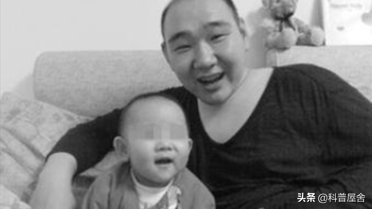 2011年大连32岁的交警被人当街打死，打人者有钱有势，结局如何？