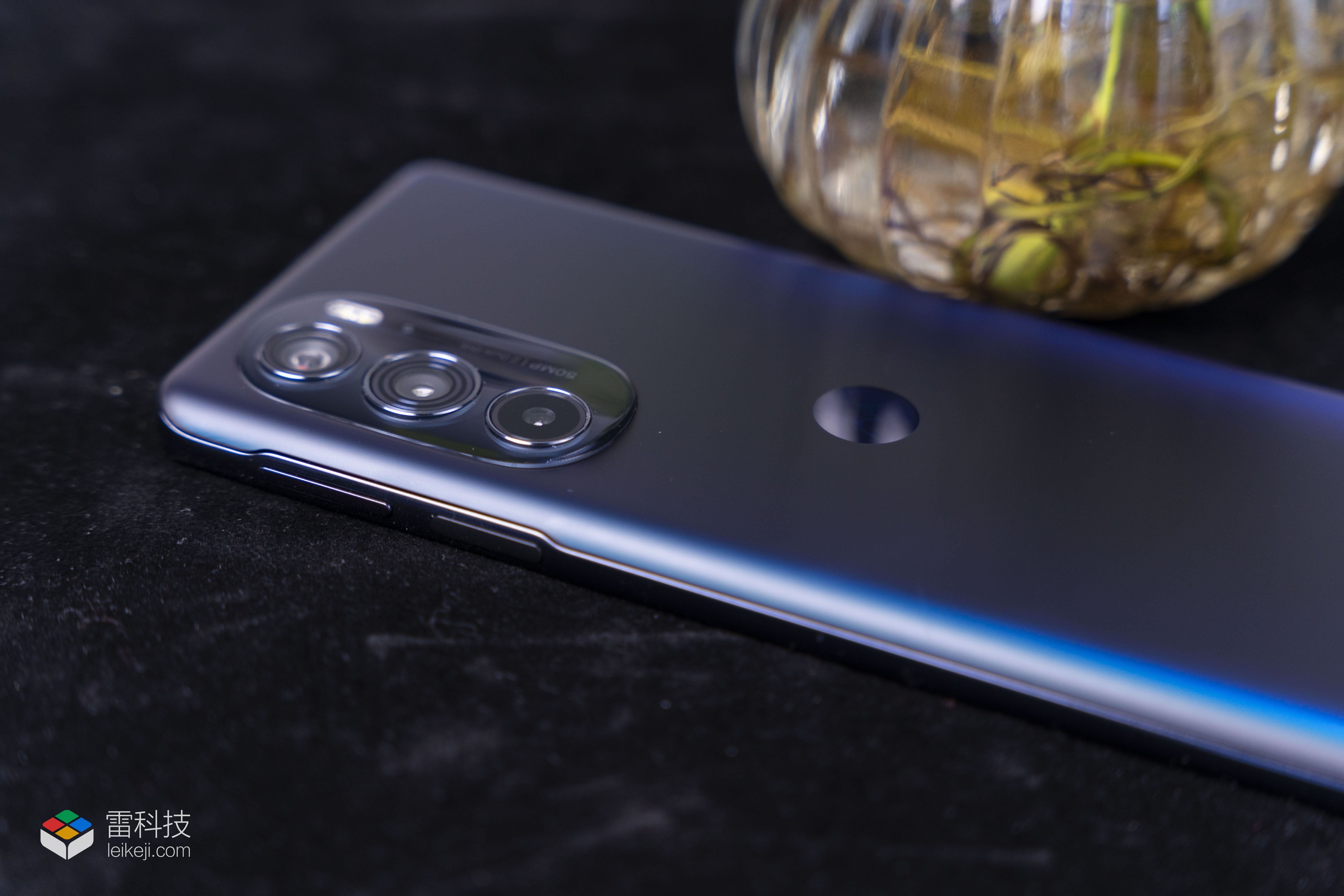 moto edge X30评测：全球首发骁龙8+性价比，足够了吗？