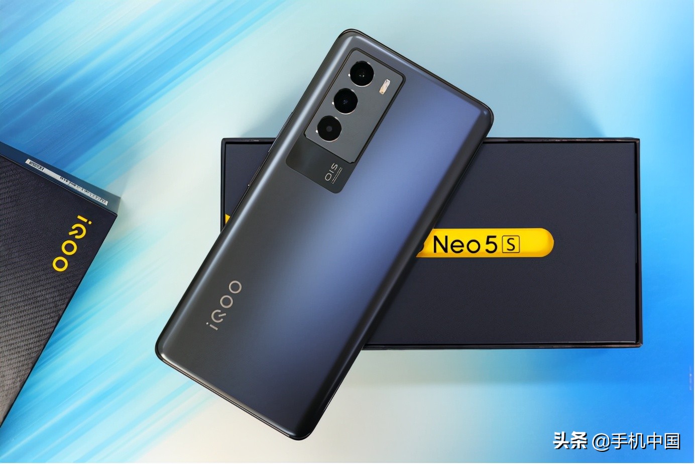 iQOO Neo5S评测：“强悍双芯2.0”双倍快乐 极致享受