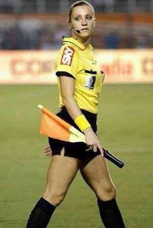 拉维奇什么水平（足坛奇葩故事(34)：拉维奇差点加入了黑社会？前科隆中场有4个肾）