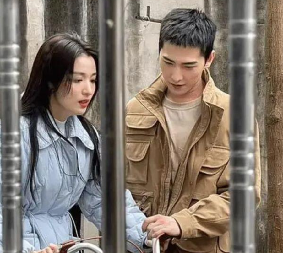 杨洋自曝跟郑爽谈恋爱(杨洋跟郑爽在一起了没有) - oto联盟