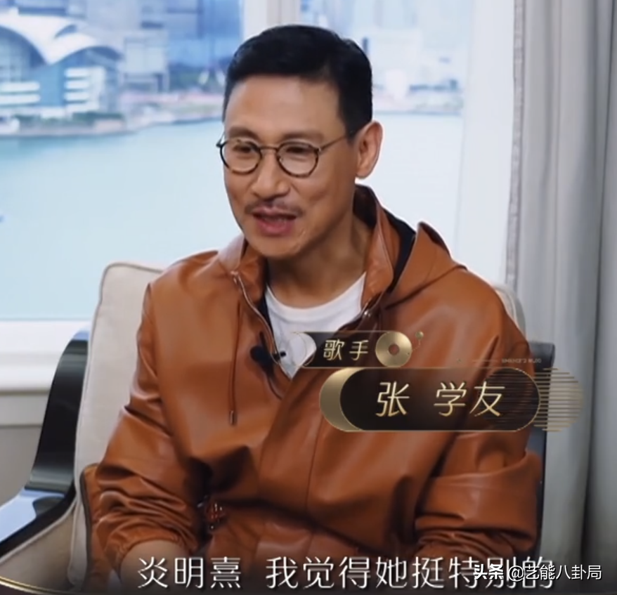 17歲港圈唱將炎明熹！父母定居內地，粵語歌開口跪，打破刻板印象