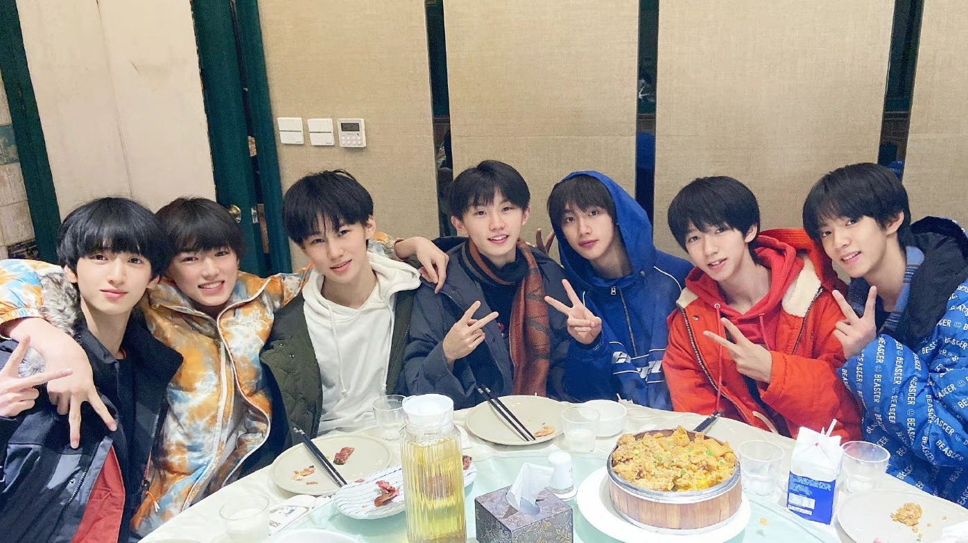 时代峰峻否认打人，系安保公司所为，被打者身份曝光，网友：活该