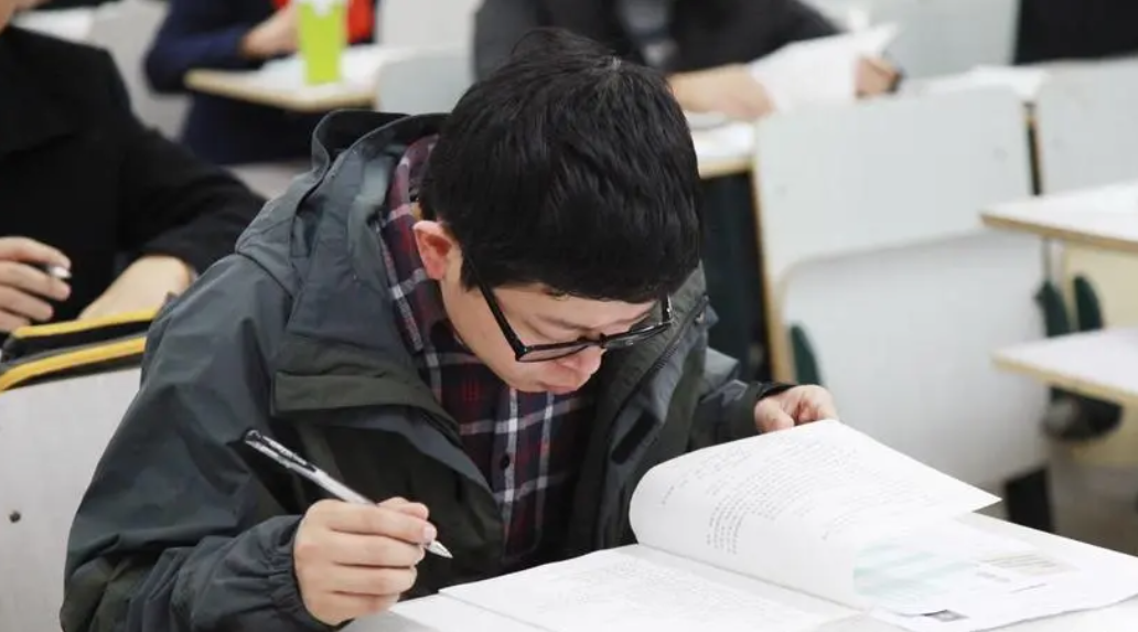 各地区公考难度排行榜，河北与广东持平闹委屈，河南：我说啥了？