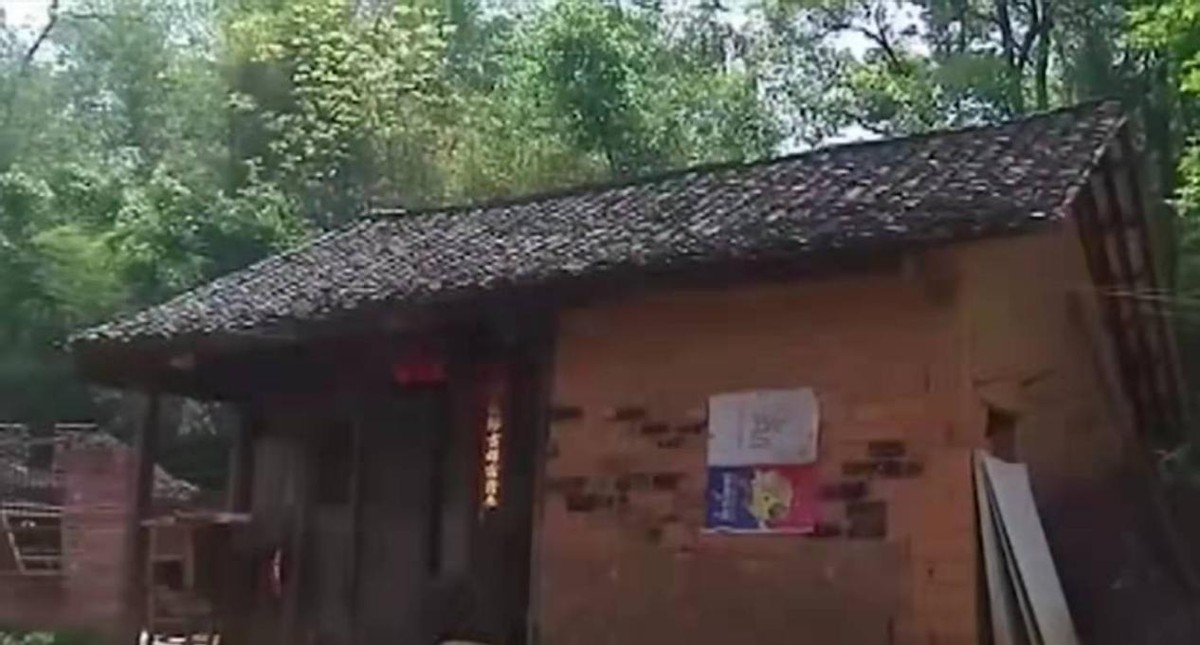 湖南44岁男子手脚长满木疙瘩，村医束手无策，医生说出了真相