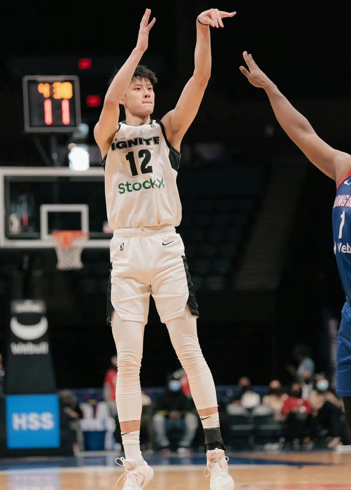 朱芳雨为什么拒绝nba合同（中国不配有NBA球员吗？曾凡博直言中国球迷过于苛刻，都在看笑话）