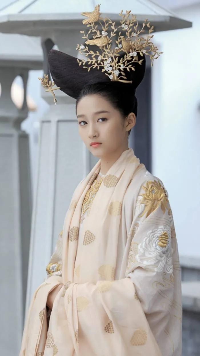 明明不适合角色却非要演，到底是导演眼睛瞎，还是演员太自信