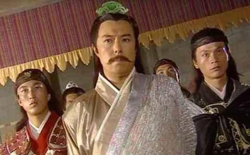 “皇帝专业户”张铁林：改国籍，字画卖十万，痴恋女学生不负责