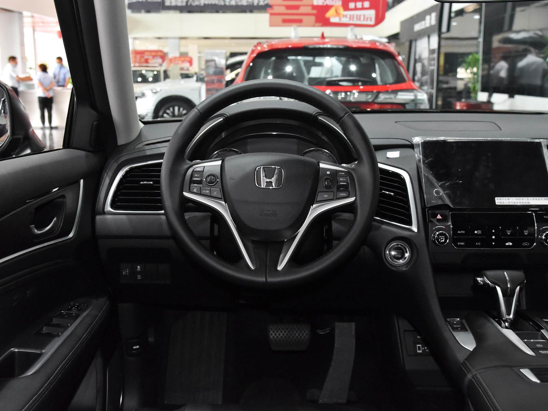 运动风格的合资中型SUV，轴距超2.8米，带你看冠道