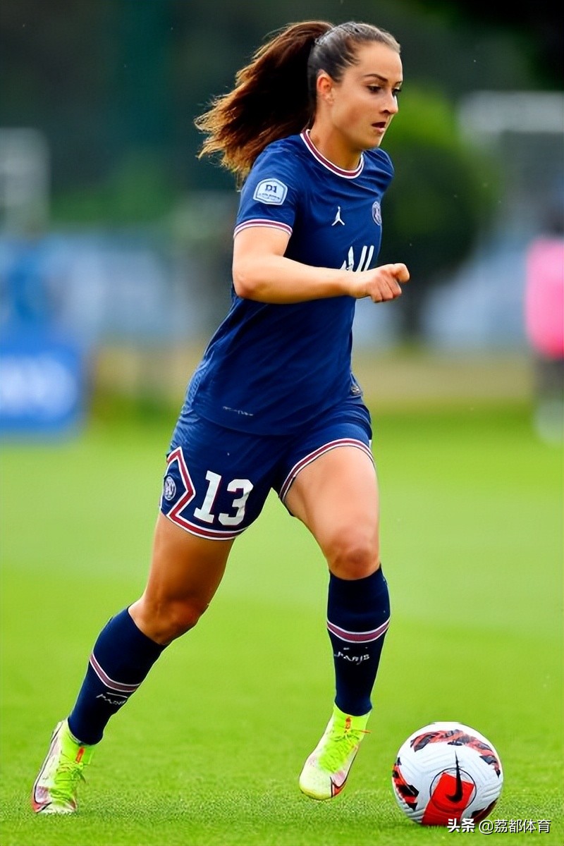 女足世界杯姬(当今世界上最好的50名女足球运动员)_十大足球直播推荐
