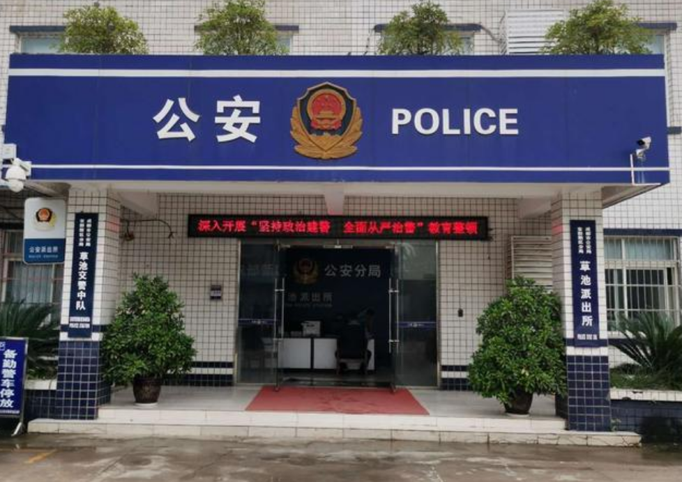 2012年，湖南鱼贩扶老太被讹20万，无力应对服毒自杀，结局如何？