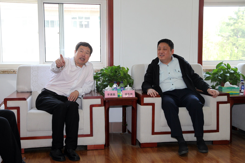 【作风能力提升年】城阳区人民检察院与城阳区退役军人事务局召开军人权益和英雄烈士保护座谈会