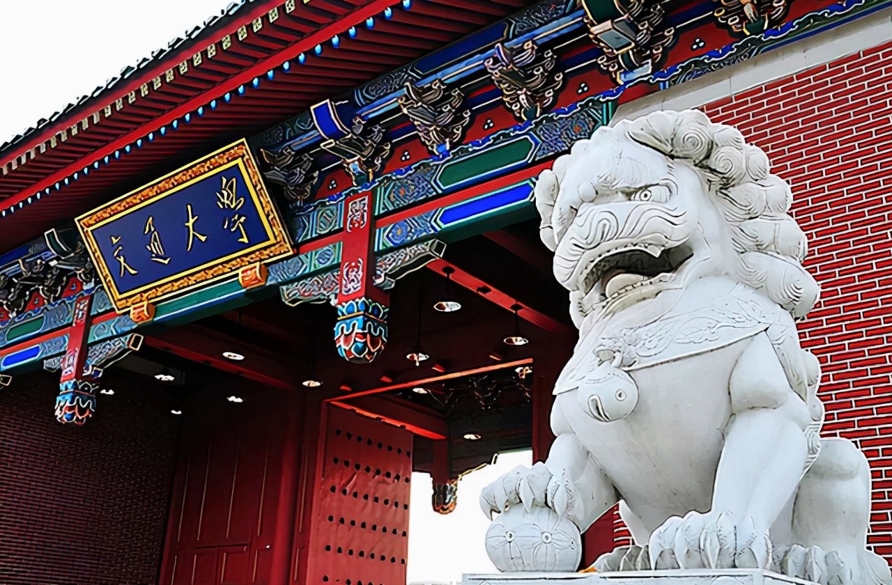 2022上海高校经费预算出炉！上海交大实至名归，复旦大学未来可期