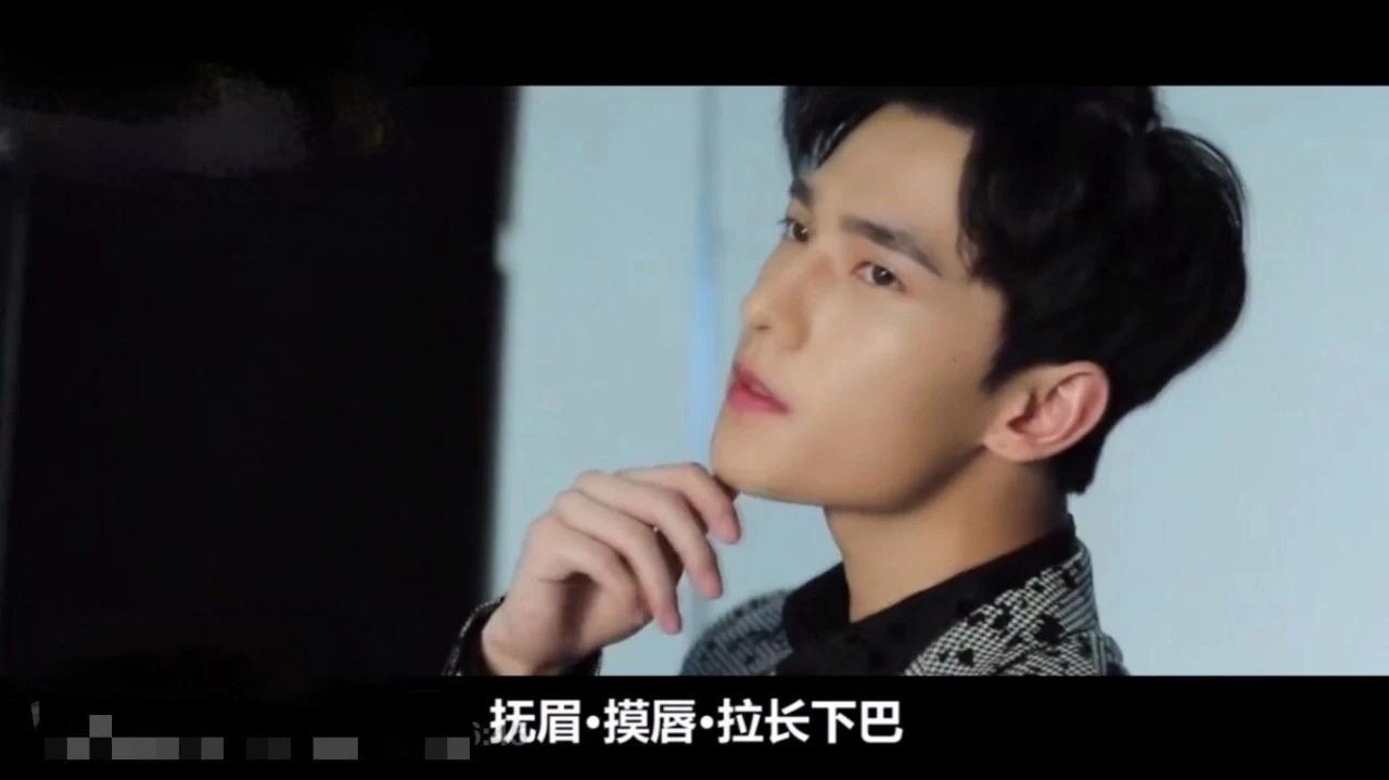 正剧耍帅、喜剧抽搐，连表情都管不住，他们怎么混成的当红明星？