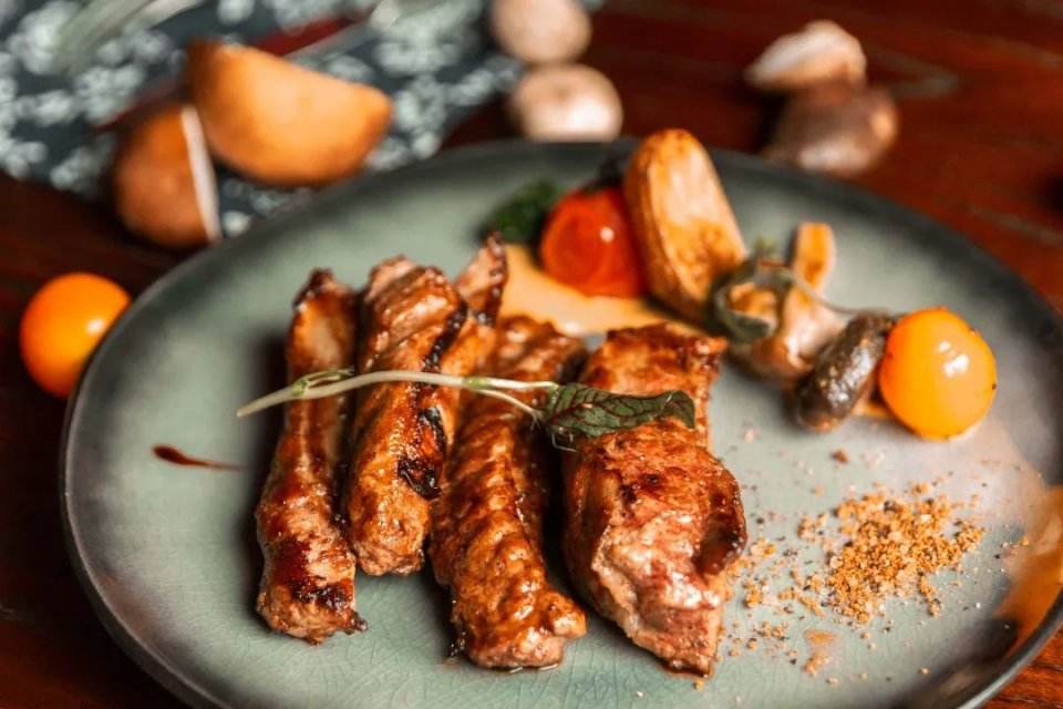 牛肋条怎么做好吃（色味俱佳的蜜汁烤牛肋条教程）
