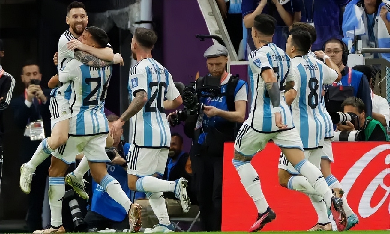 世界杯1/4决赛：阿根廷点球6比5淘汰荷兰，荷兰到底输在哪里？