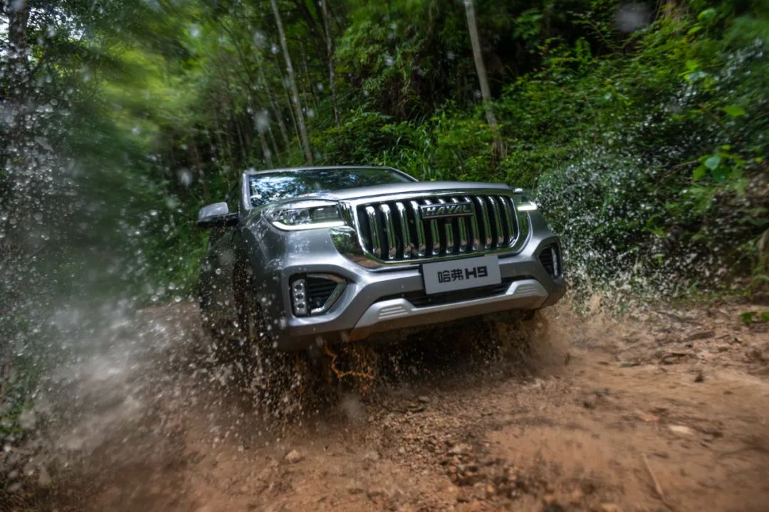 2.0T+8AT，21.48万元起，哈弗H9离“露营神器”，仅差一个PHEV版