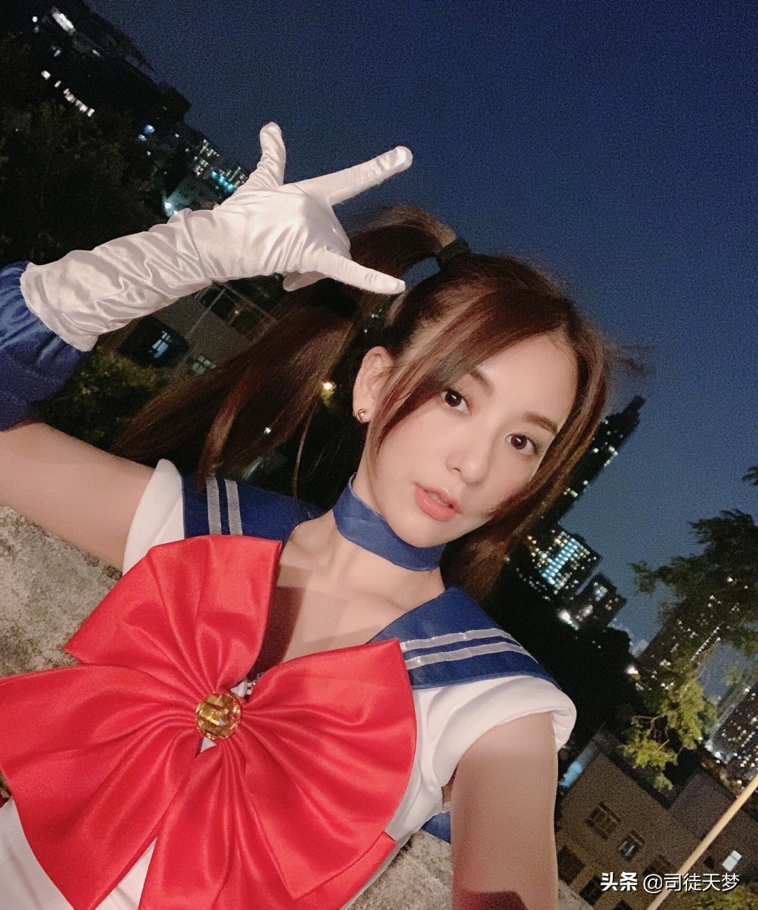 被盗失火，港星的豪宅比他们的花边还好看