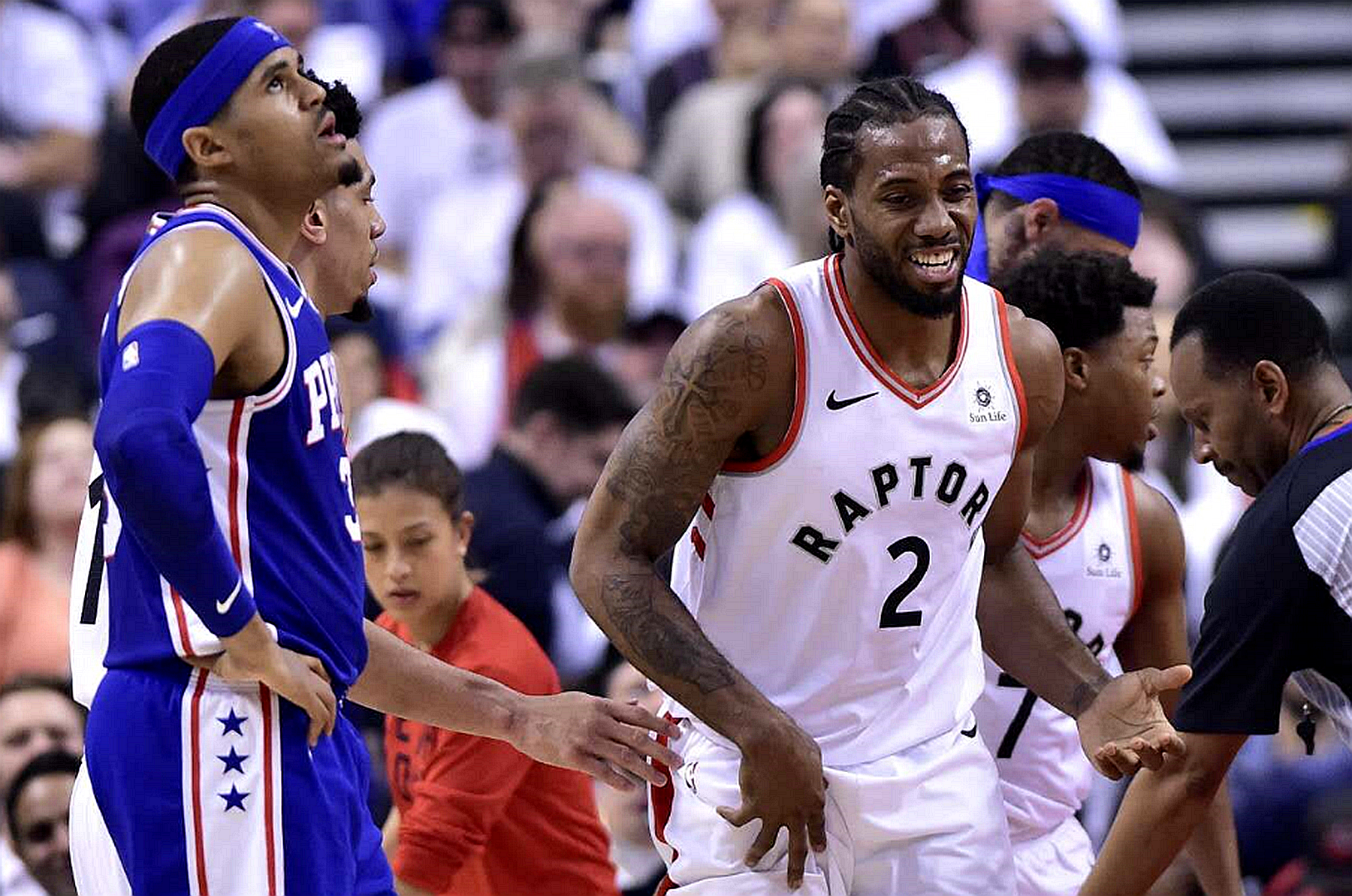 莱昂纳德还是洛瑞（洛瑞：19年伦纳德单核夺冠说法太扯，我、西亚卡姆都场均16分以上）