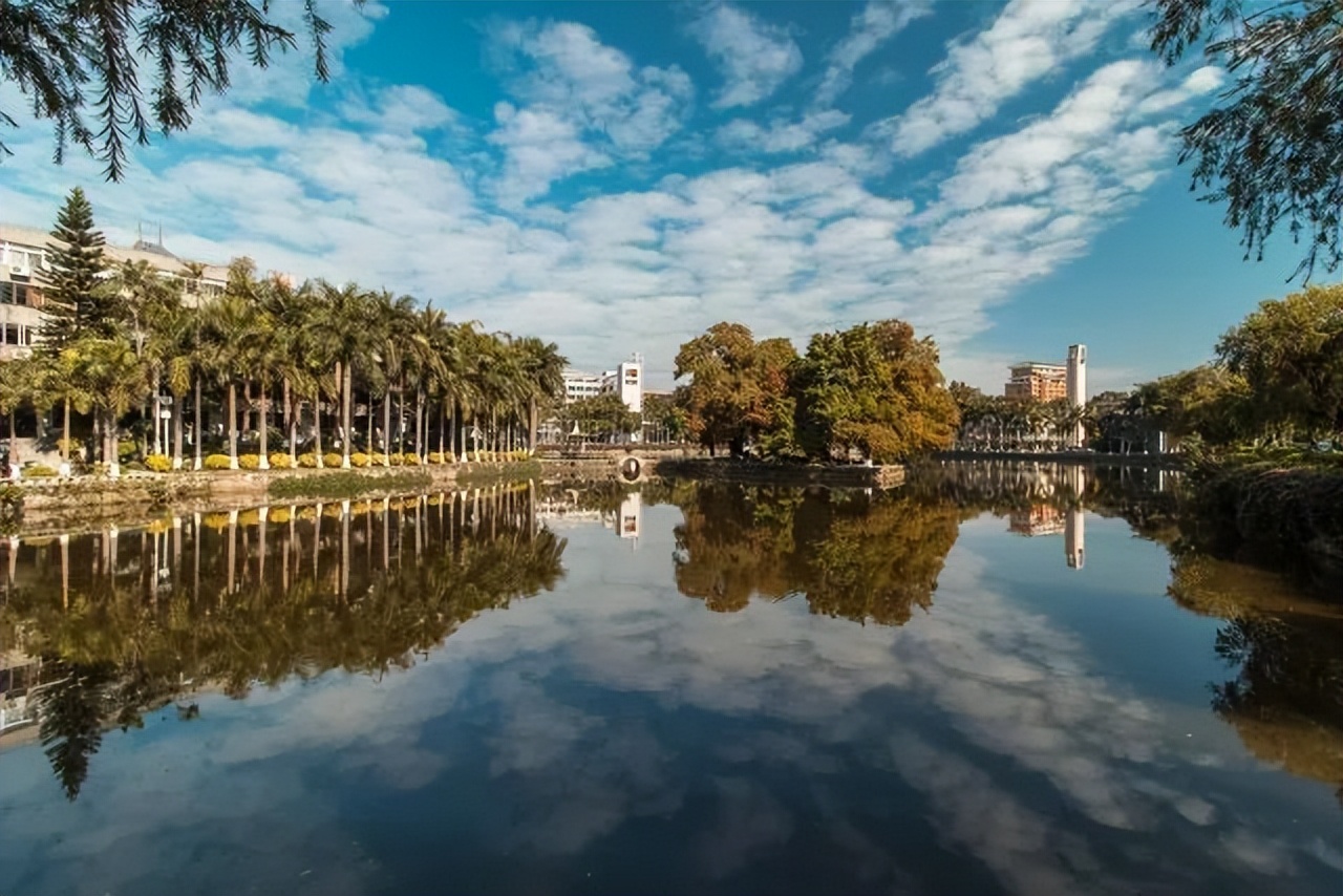 卫星云图看广东值得上的5所大学,暨南、华南理工、华南师范皆上榜