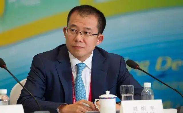 最牛打工人：库克年薪6亿，霍建宁狂赚1600亿，程雪身价650亿...