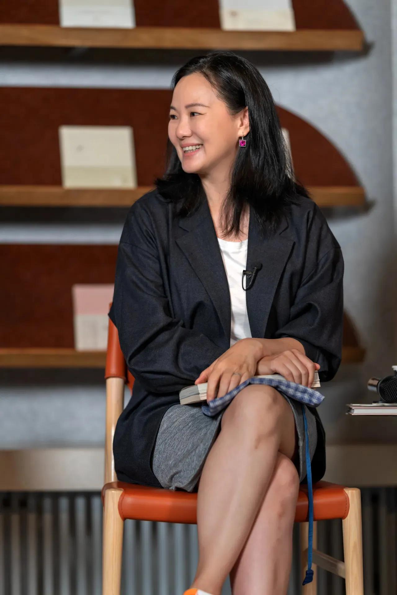 中年演员,咏梅!